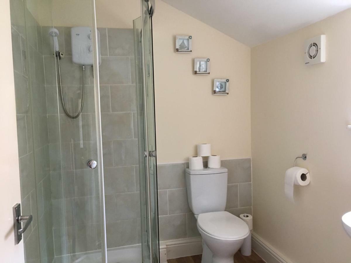 Parade Holiday Apartments Scarborough Bagian luar foto